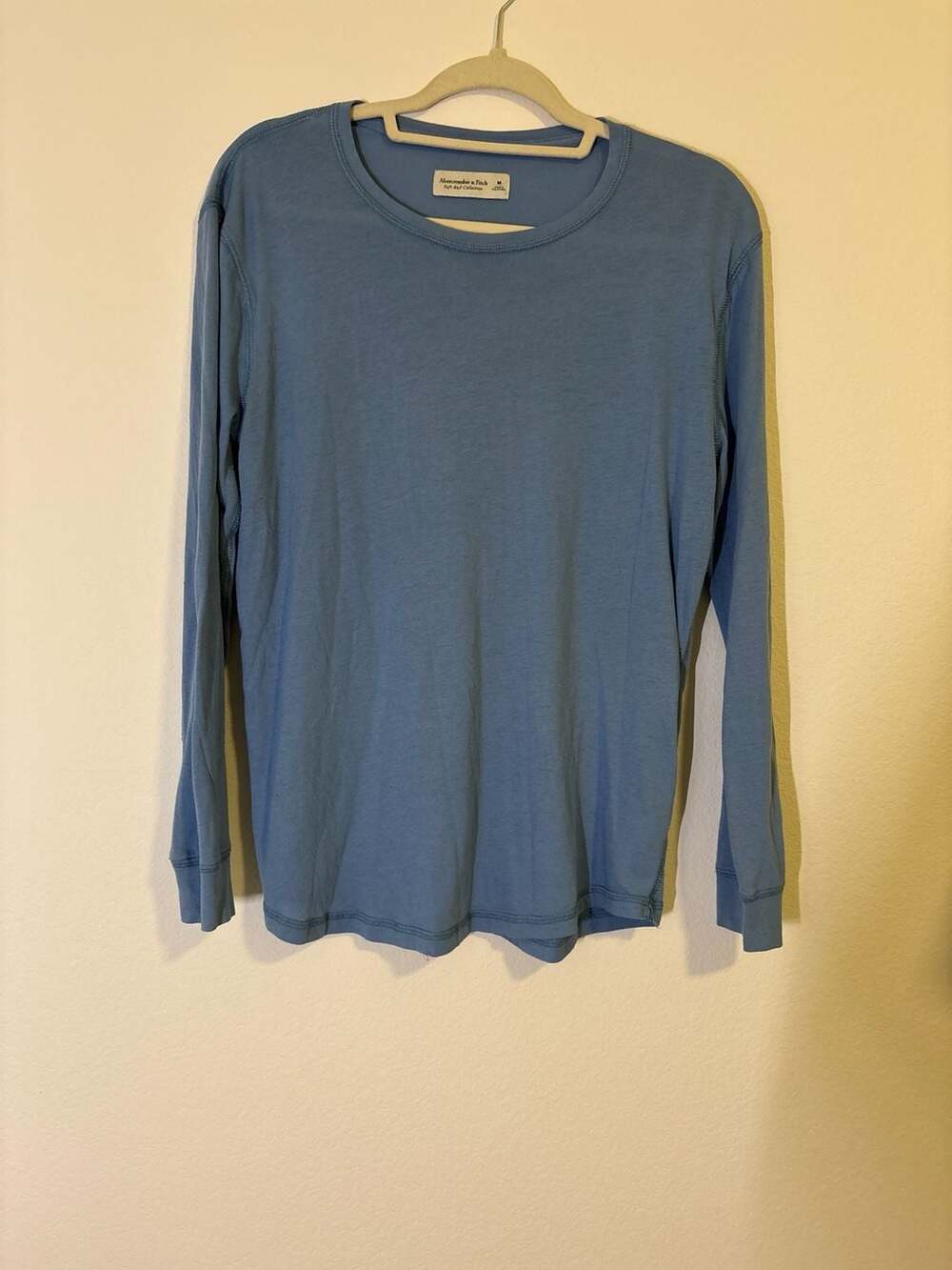 Abercrombie & Fitch Soft A&F Collection Long Sleeve T-Shirt Size M